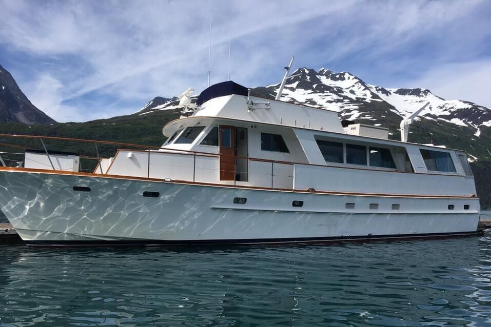 Private Alaska cruise full boat charter